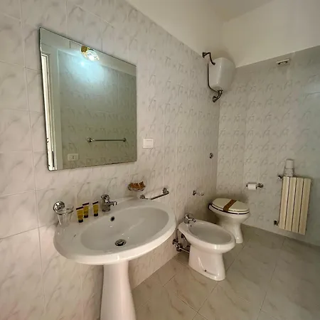 Pollino Flower Park فيدجانيلو